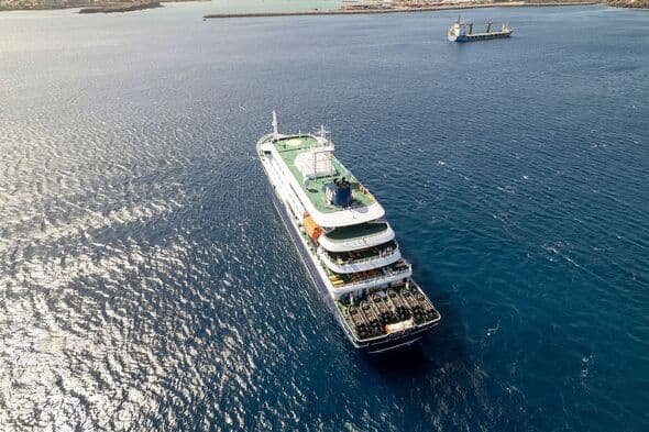 Hantavirus cruise ship in bombshell Tenerife update after 3 passengers die