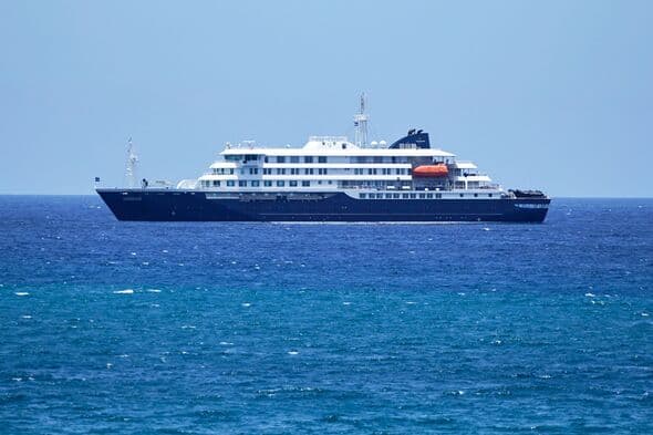 Major update on hantavirus horror cruise as sick Brit faces high seas rescue mission