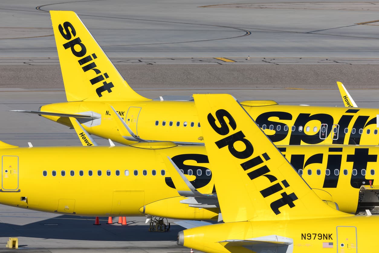 The Scoop: After Spirit folds, other airlines step in to win loyalty
