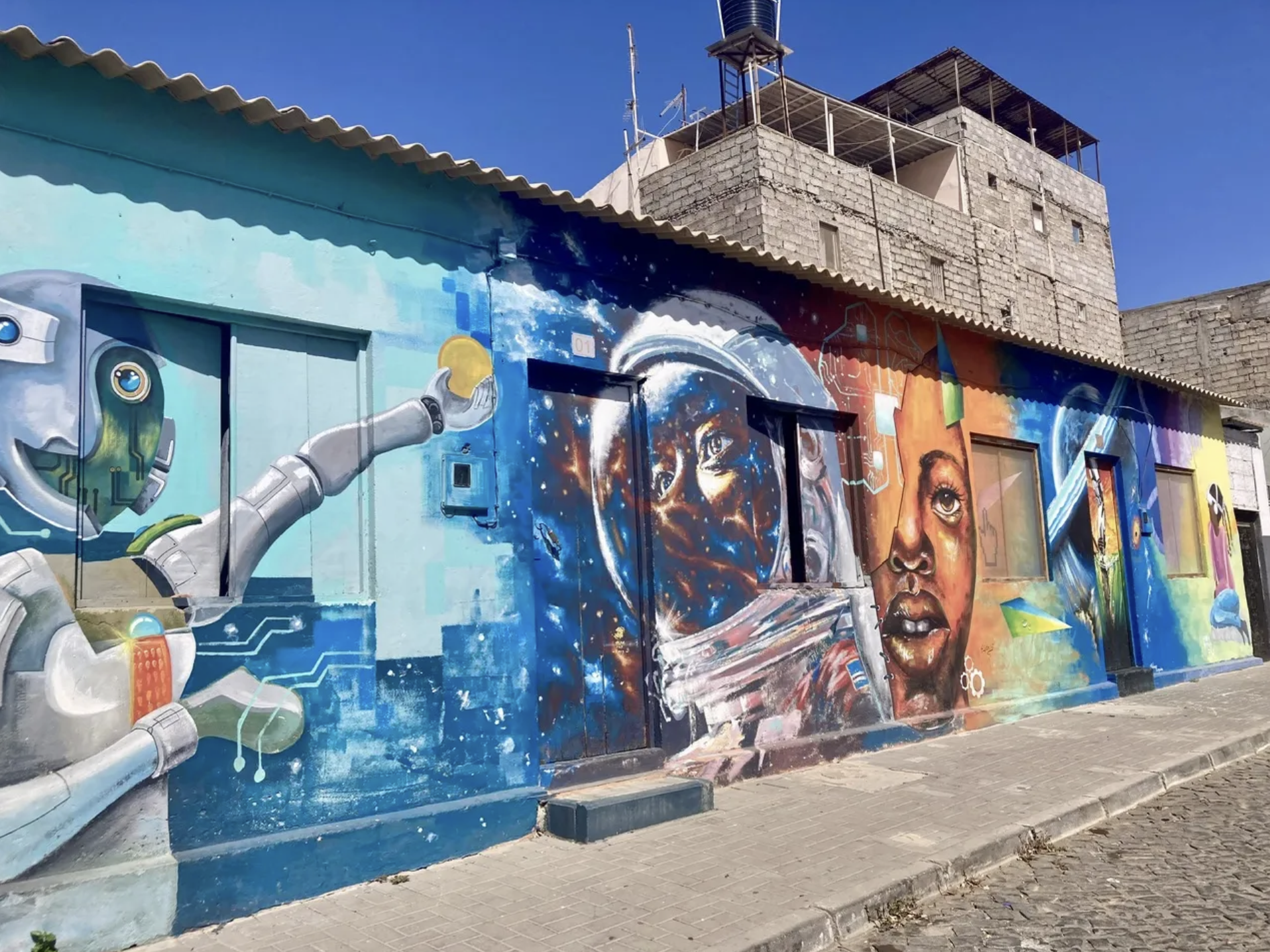 Rua de arte - Terra Branca, Praia